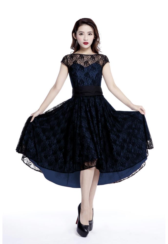 【MONOHA】Lace dress (black) FRAME Lace Shift Dress in Black | REVOLVE